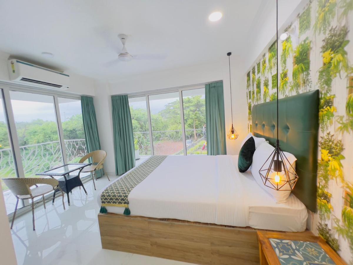The Mayfield Resort, Vagator Anjuna Buitenkant foto