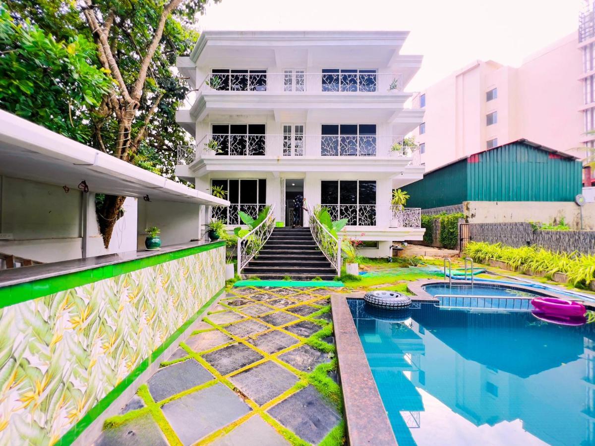 The Mayfield Resort, Vagator Anjuna Buitenkant foto