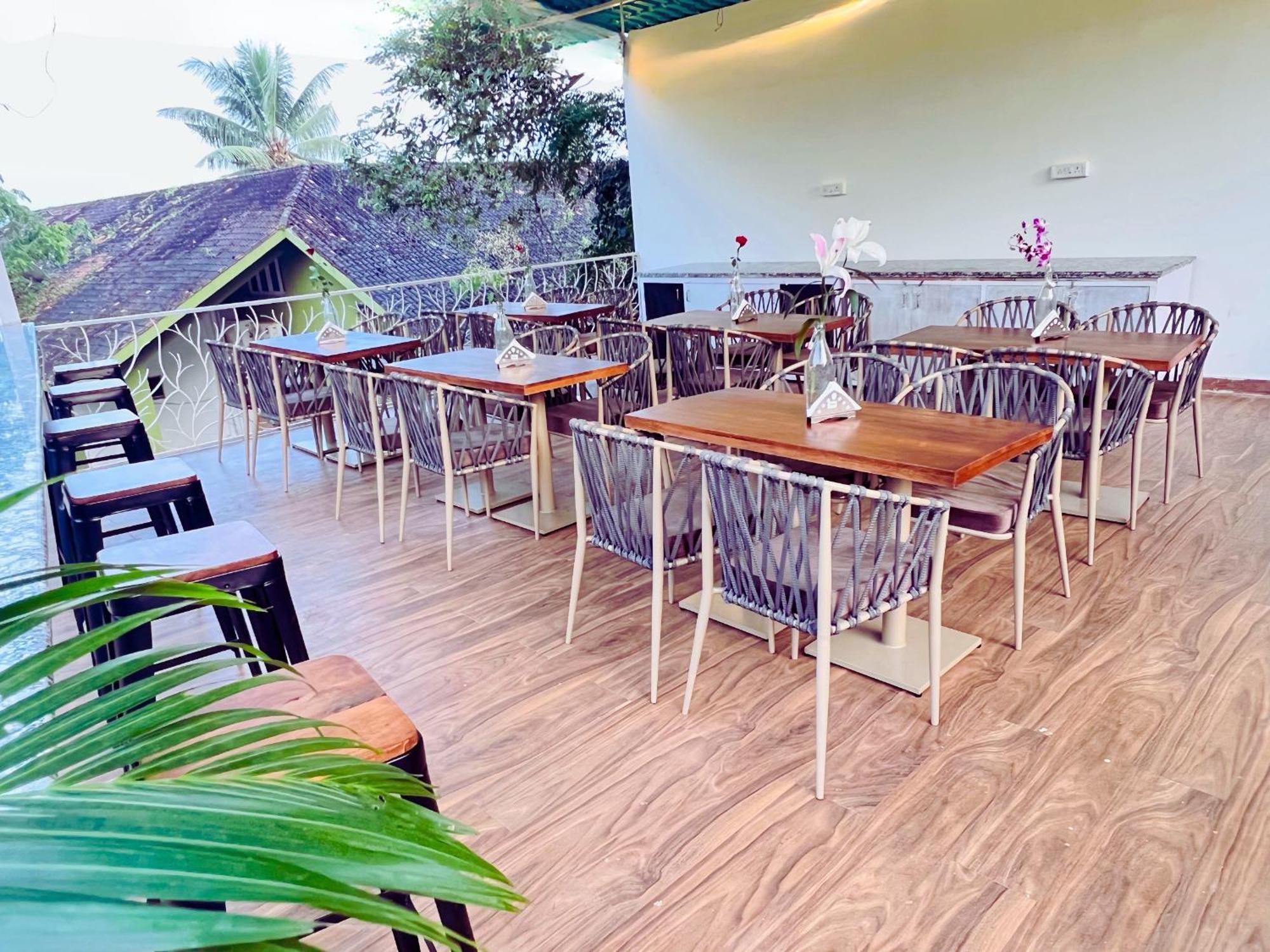 The Mayfield Resort, Vagator Anjuna Buitenkant foto