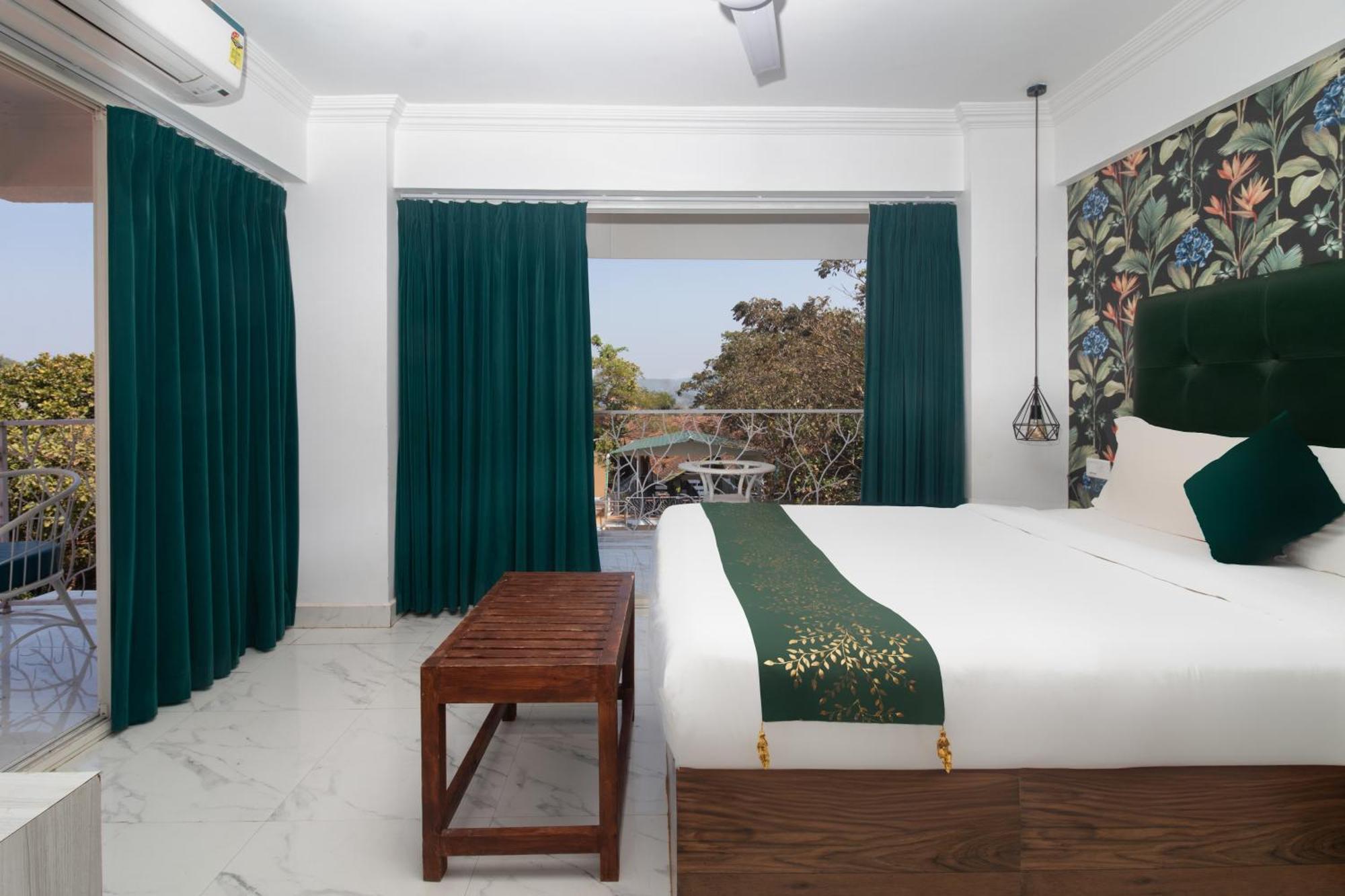 The Mayfield Resort, Vagator Anjuna Buitenkant foto