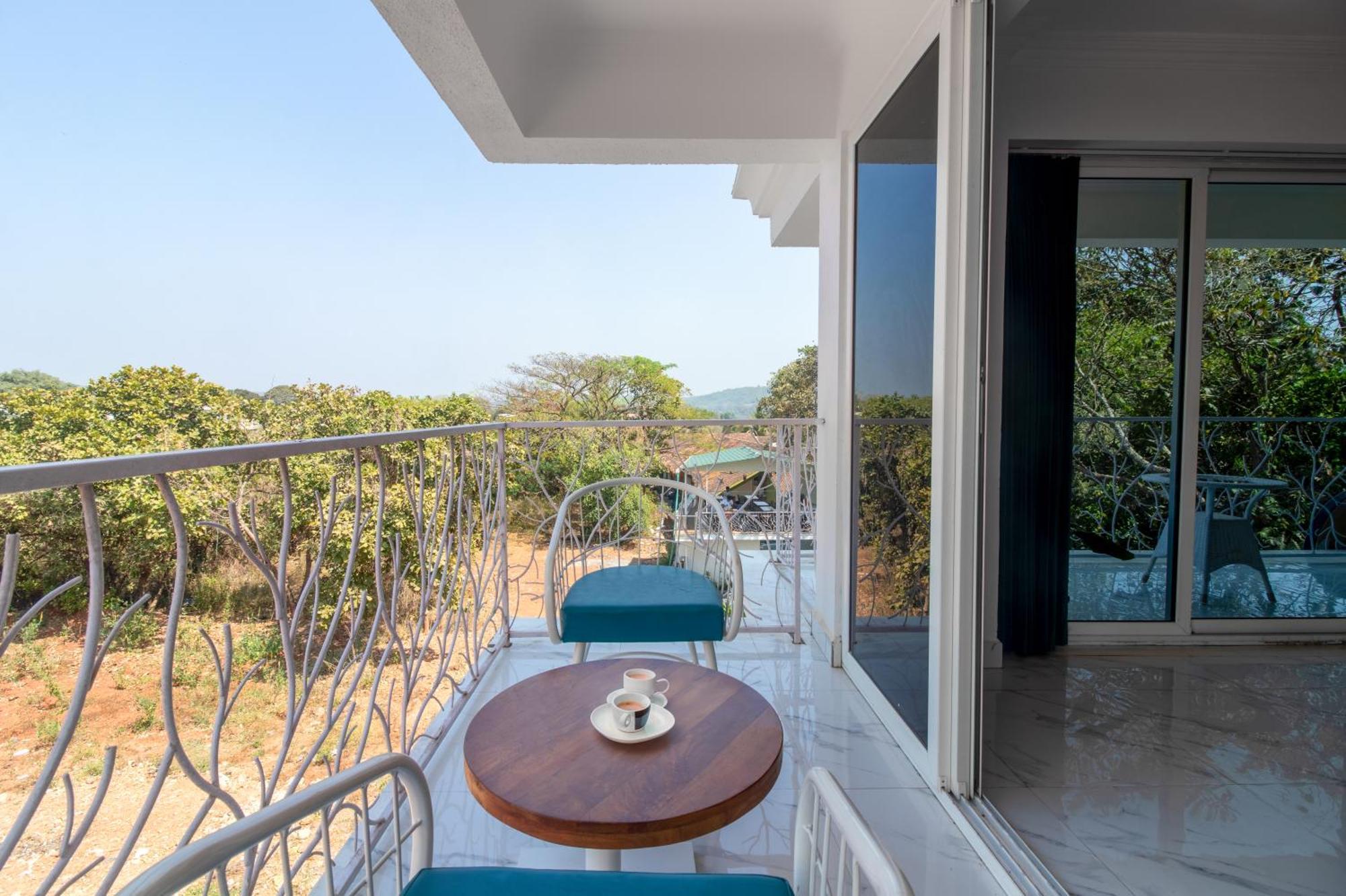The Mayfield Resort, Vagator Anjuna Buitenkant foto